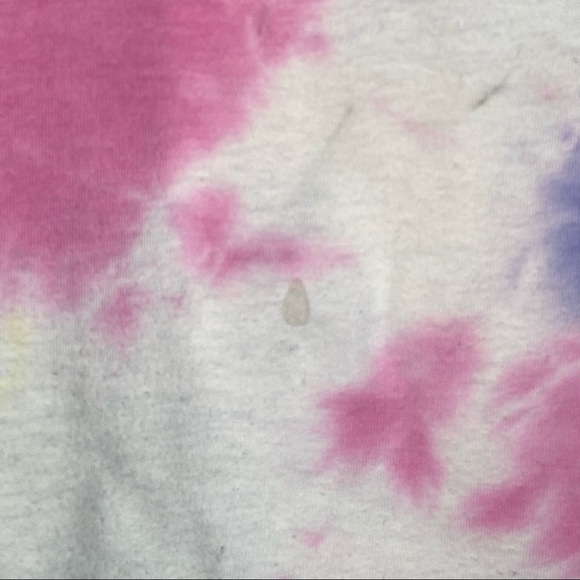 ❗️Juniors Disney Cropped Tye Dye Top - Picture 4 of 7